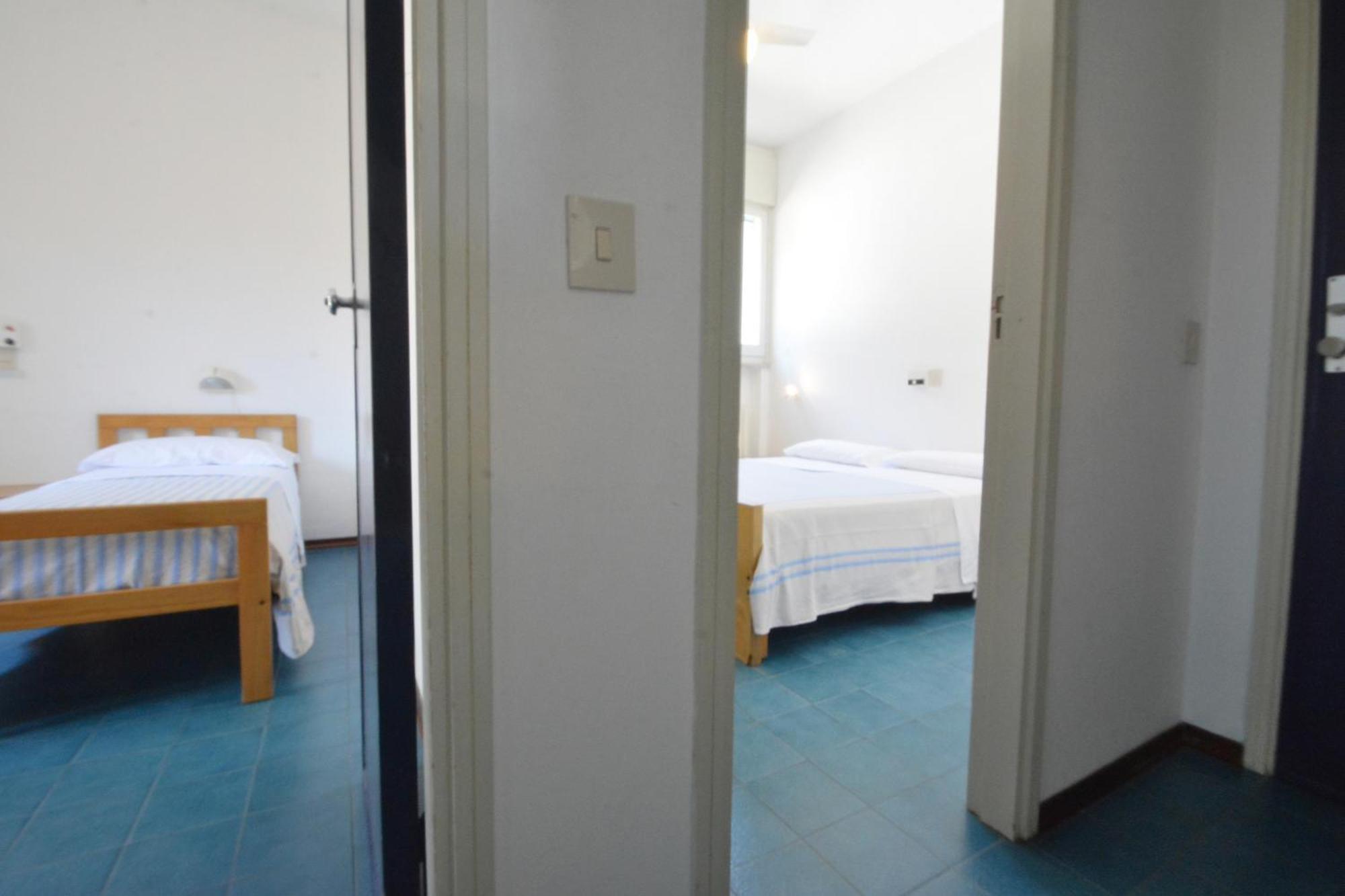 Hotel Maddalena Marina di Ravenna Pokoj fotografie
